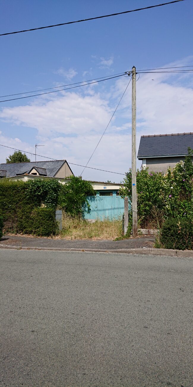 Vue extérieur de la route avant travaux